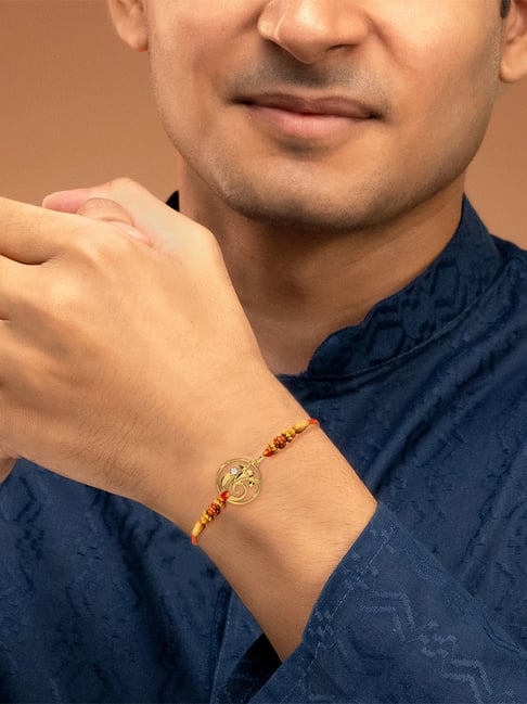 Kisna Diamond & Gold Jewellery 18K Yellow Gold Diamond Ganpati Rakhi Bracelet cum Pendant