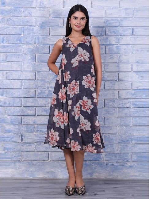 slim fit dress slacks Floor Length Tulle Wedding Guest Dress A-Line Floral Sleeveless V Neck Lace with Embroider