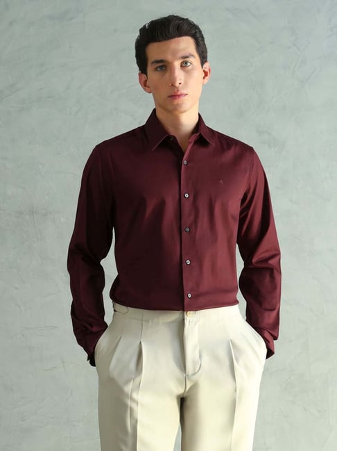 green emerald velvet dress Arrow Men's Dress Shirts Regular Fit Sateen Solid, Azure, 16