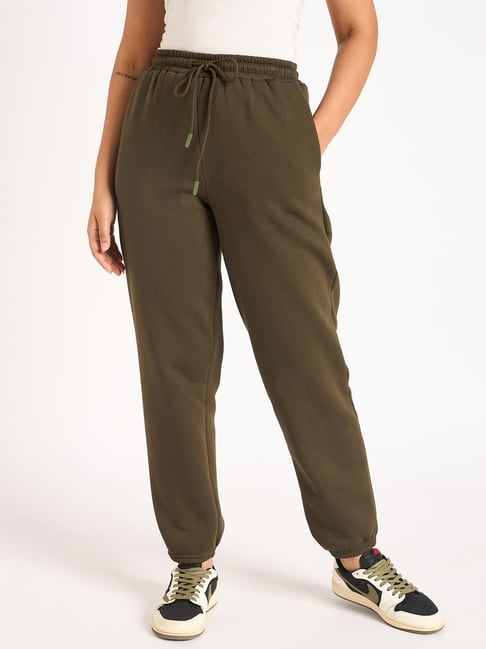 FEMMELLA Olive Regular Fit Solid Joggers-picture-22