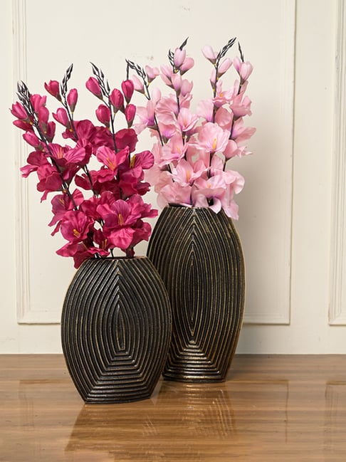 Kridha Living Gold & Black Aluminium Vases - Set of 2