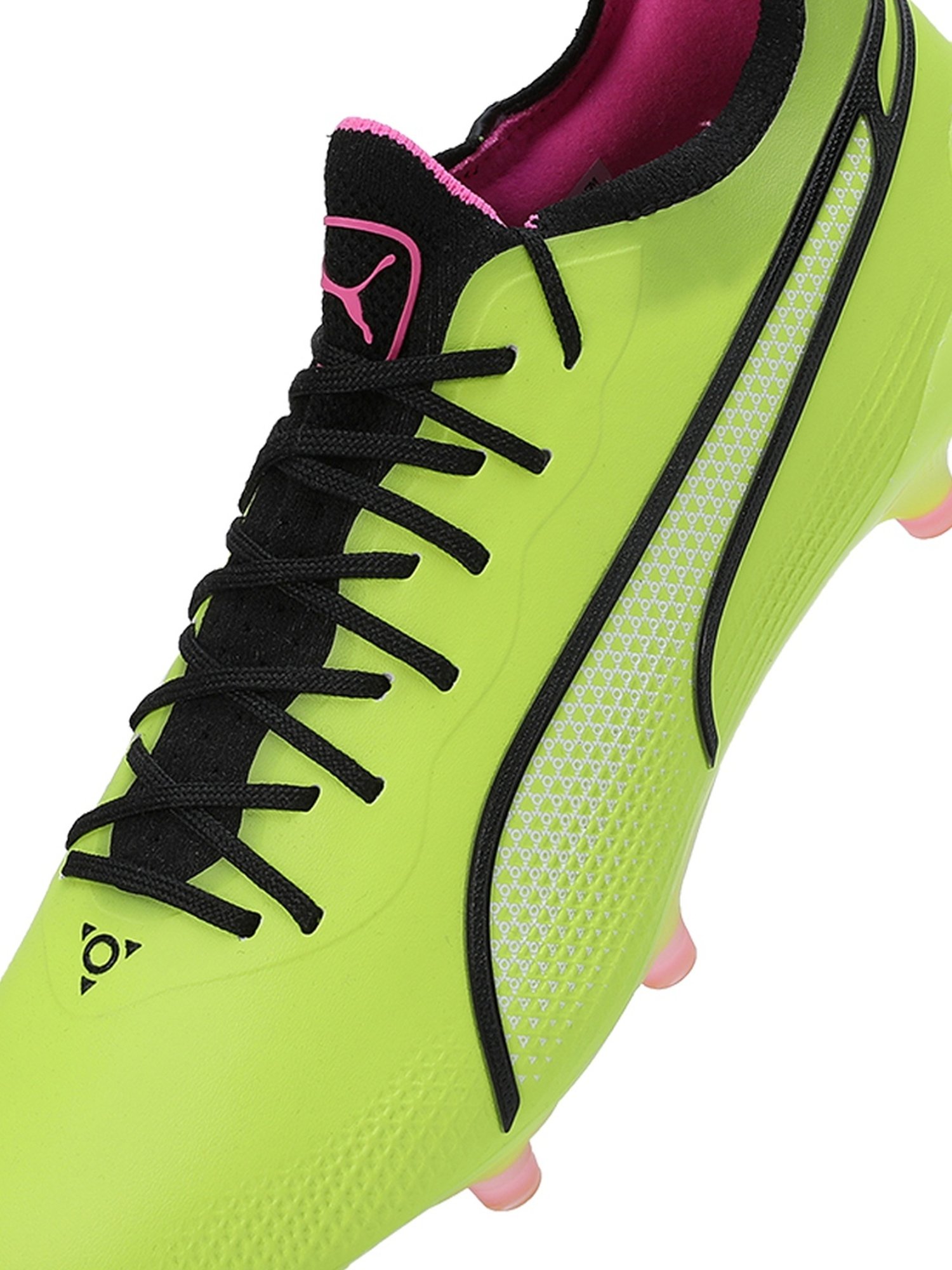 Buy Puma Unisex White & Blue mazing KING 21 IT Indoor Court Shoes