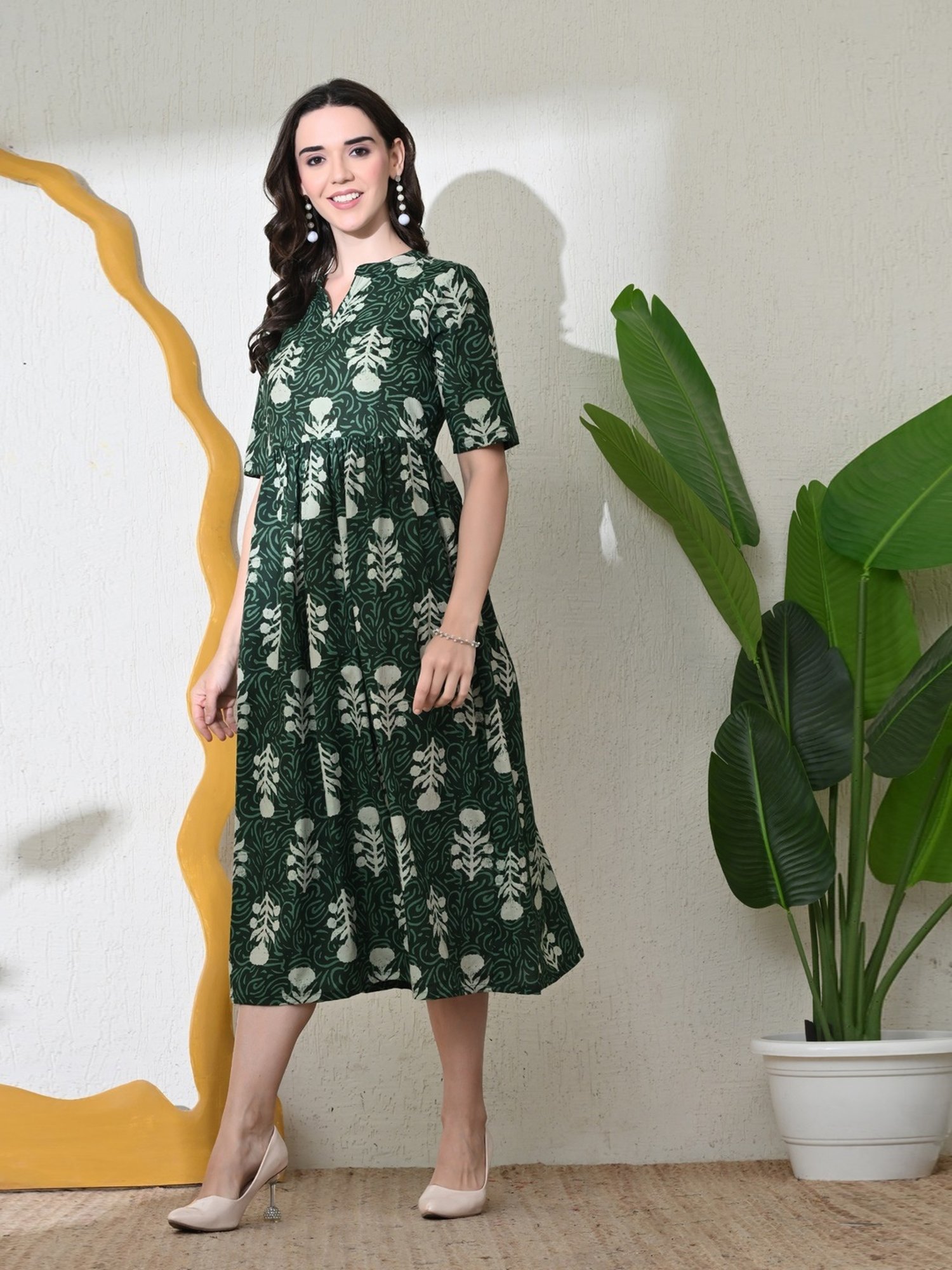DECKEDUP Green Cotton Floral Short Sleeves Dress