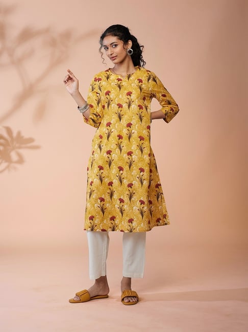 Daali Yellow Cotton Regular Fit Printed Kurta-picture-15