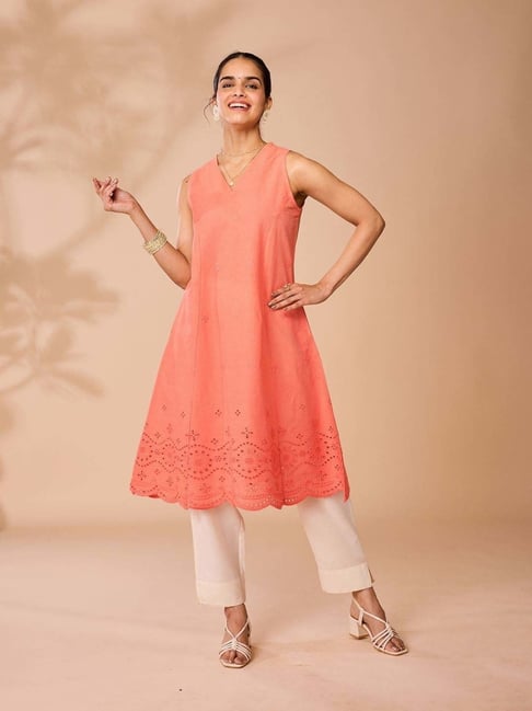 Daali Orange Cotton Regular Fit Embroidered Kurta-picture-40