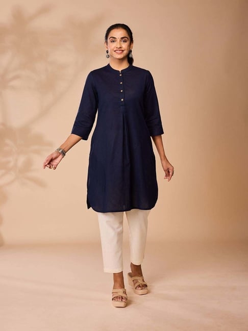 Daali Navy Cotton Regular Fit Kurta-picture-42