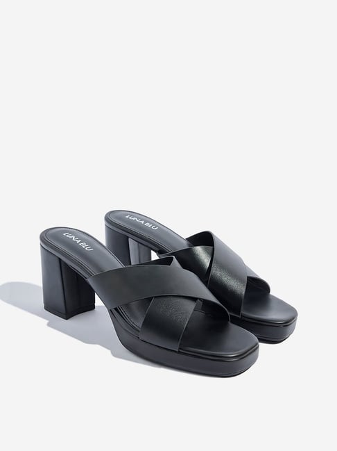 LUNA BLU by Westside Black Criss-Cross Platform Sandals-picture-26