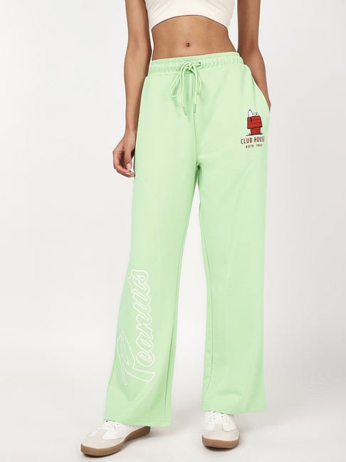 Bewakoof Fog Green Straight Fit Track Pants-picture-29