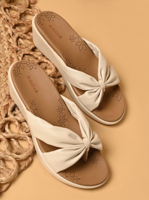 Rocia by Regal Women's White Thong Wedges-picture-15