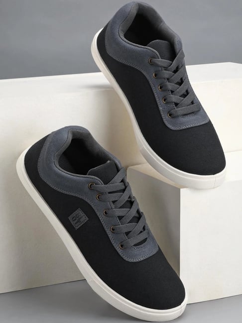 Paragon Men's Black Sneakers