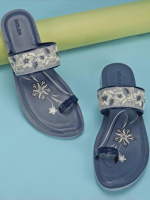 Paragon Women's Blue Toe Ring Sandals-picture-45