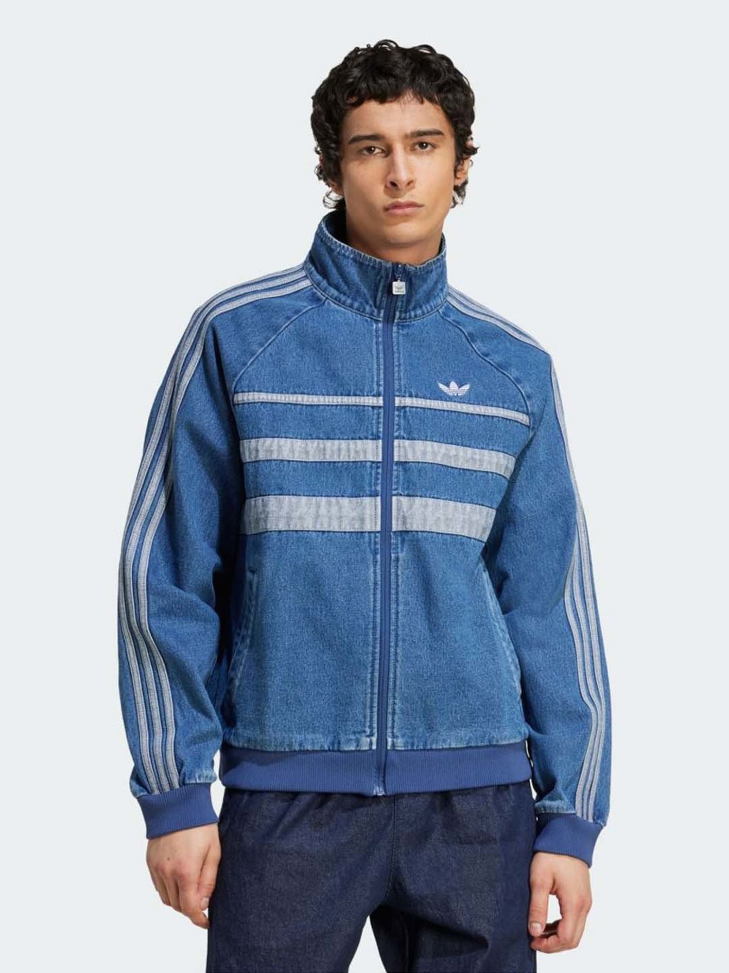 MP000000027625868_1348Wx2000H_