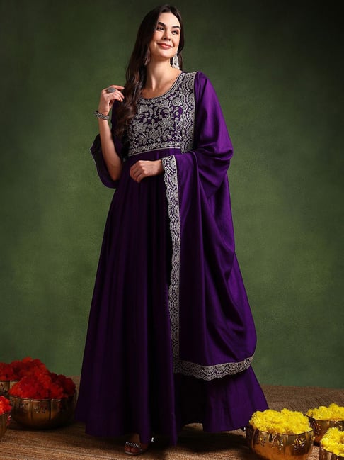 Vaamsi Purple Embroidered Anarkali Kurta-image-27