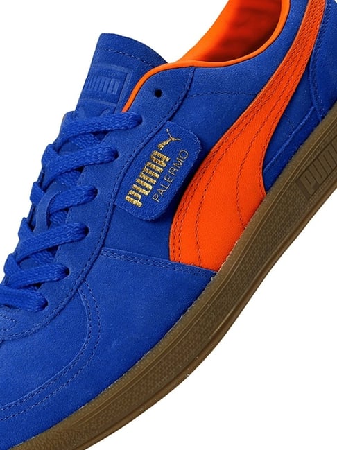 Buy Puma Unisex White Blue mazing KING 21 IT Indoor Court Shoes