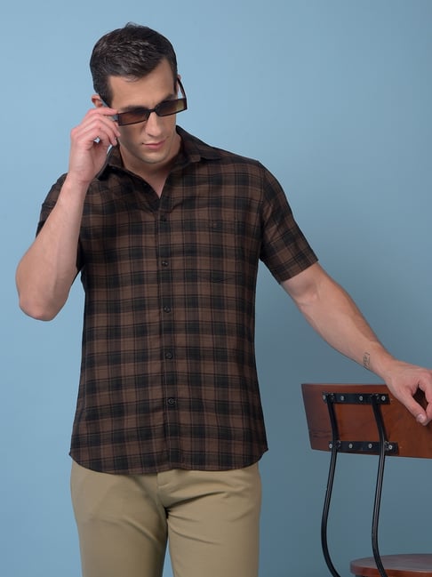 Crimsoune Club Brown Cotton Slim Fit Checked Casual Shirt-picture-24