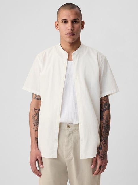 GAP White Regular Fit Solid Shirt-picture-13