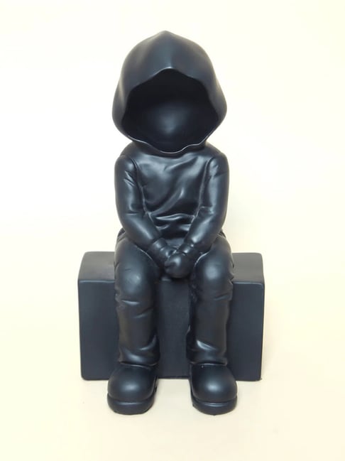 Smokey Cocktail Black Resin Casual Hoodie Man Sculpture-picture-21