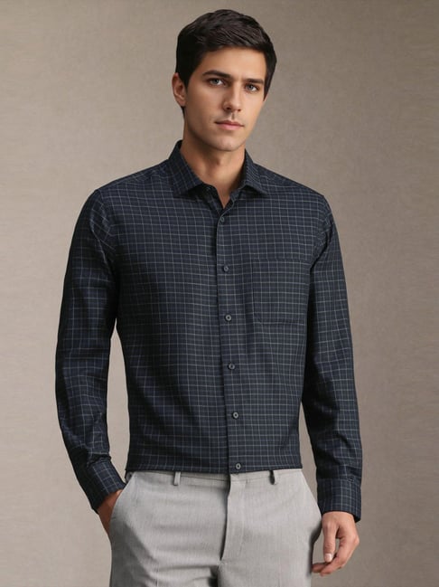 Louis Philippe Black Cotton Regular Fit Checks Shirt-picture-33