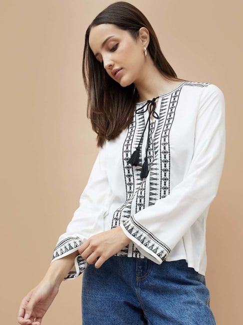 Fame Forever By Lifestyle Off White Regular Fit Embroidered Top-picture-10