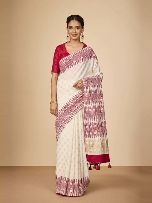 Taneira Off White Cotton Printed Saree-picture-21