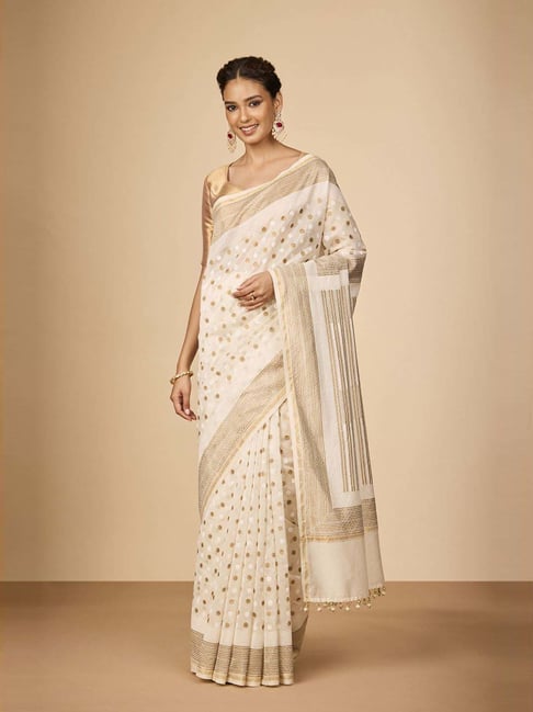 Taneira Off White Printed Saree-picture-29
