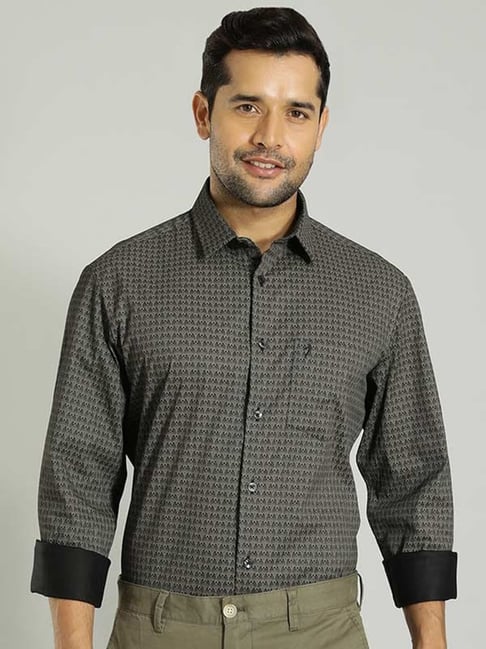 Indian Terrain Grey Slim Fit Geometric Shirt-picture-46