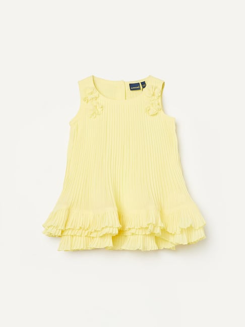 yellow dresses for juniors Cutout Sweet 16 size fit ensures a flattering look every time you wear it. ASHLEYlauren Kids 8080 Prom Dresses