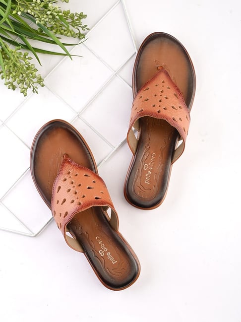 Pelle Albero Women's Tan Thong Sandals-picture-19