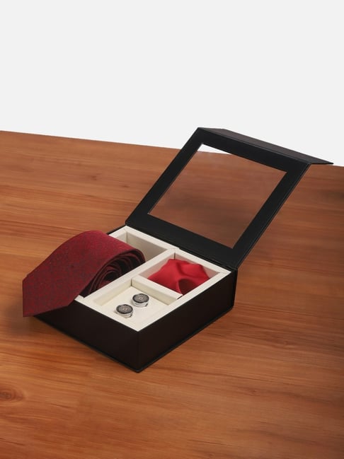 Peter England Red Embroidered Tie Pocket Square & Cufflink Gift Set