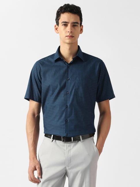 Van Heusen Navy Regular Fit Checks Shirt-picture-37