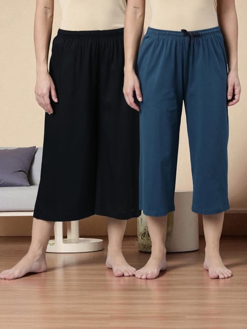Kryptic Black & Teal Blue Solid Capris - Pack Of 2