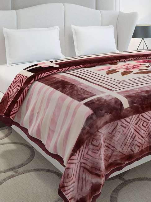 Monte Carlo Light Pink Polyester Printed Double Bed Winter Blanket Commander 2 Ply with Emboss