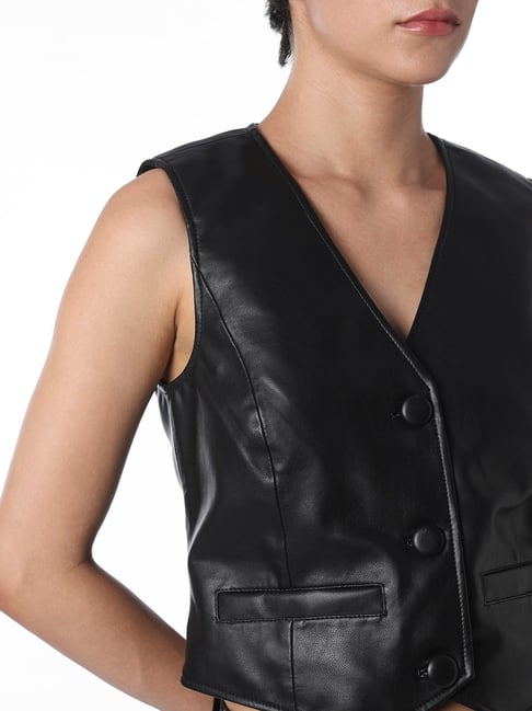 Only Black Polyester Solid Waistcoat
