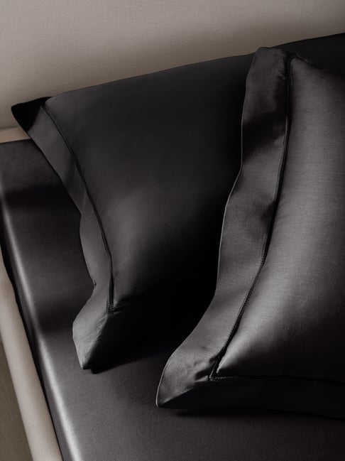 Sansaar Black Cotton Plain Pillow Cover - Set of 2