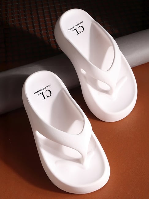 Carlton London Women's Off-white Flip-Flops