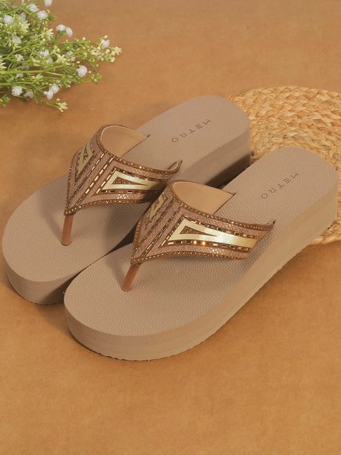 Metro Women's Tan Casual Sandals-picture-18