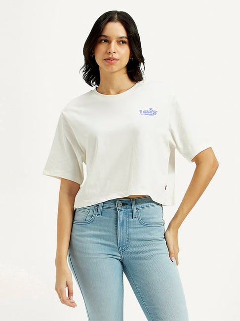 Levi's Women's Typography Relaxed Fit T-Shirt-picture-31