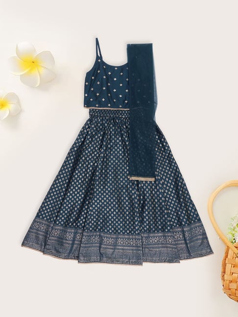 Akkriti by Pantaloons Girls Moonlit Ocean Embroidery Lehenga Choli Set-picture-27