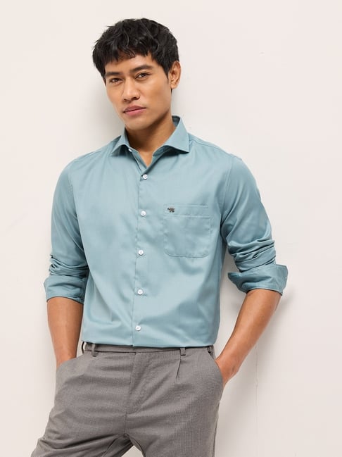 The Bear House Green Solid Regular Fit Shirt