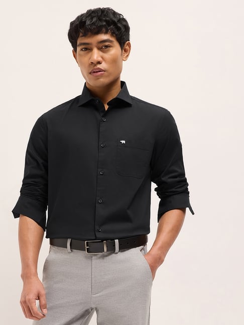 The Bear House Black Cotton Solid Regular Fit Shirt