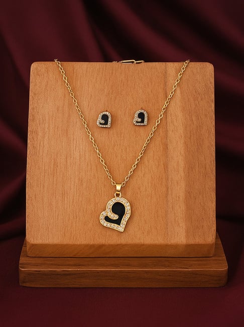 Jewelz Gold Tone Black Heart Pendant Necklace and Stud Earrings Set