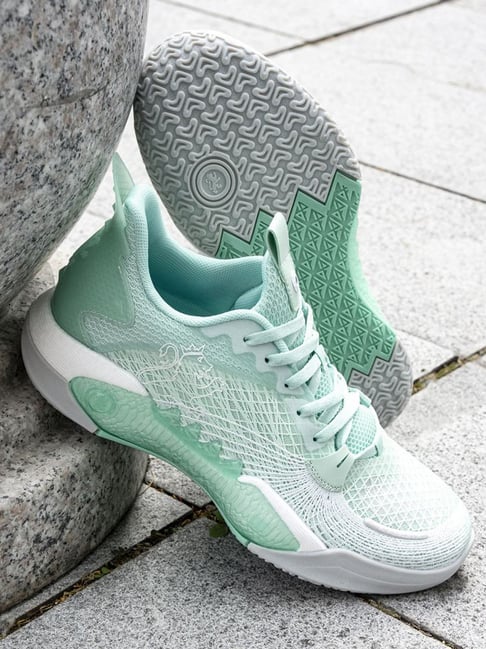 green and white basketball shoes