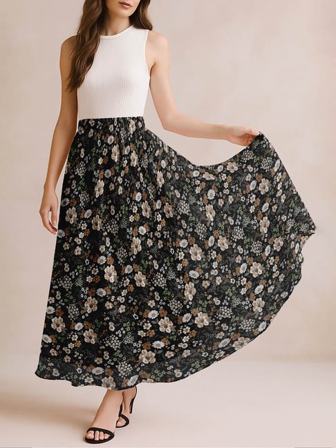Moomaya Black Regular Fit Floral Skirt-picture-33