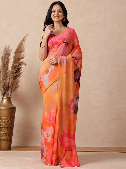 Navyasa by liva Peach Floral Saree With Unstitched Blouse-image-36