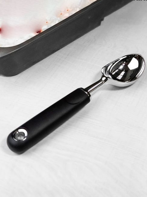 MasterClass Black Stainless Steel Soft Grip Ice Cream Scoop