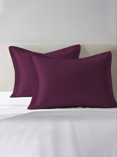 Pizuna Berry Plum Cotton Pillow Covers - Set of 2