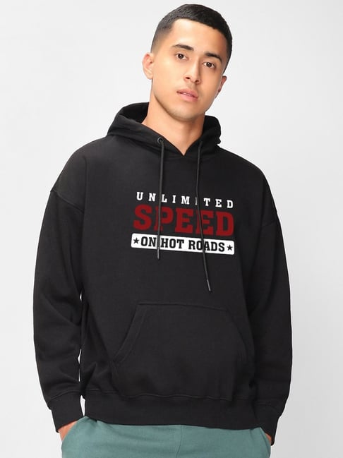 Bewakoof Jet Black Fleece Graphic Relaxed Fit Hoodie-picture-15