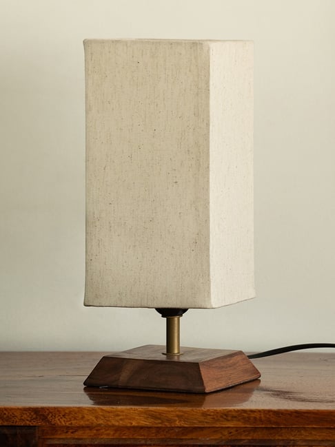 ExclusiveLane Beige Wood Table Lamps