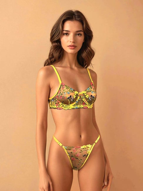Mhyth Yellow Regular Fit Embroidered Lingerie Set