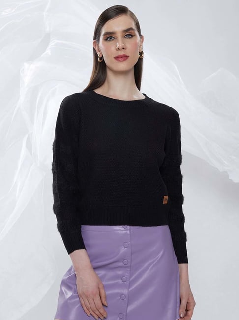 Campus Sutra Black Regular Fit Sweater